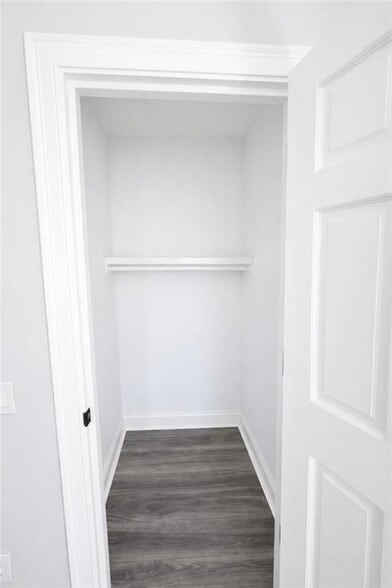 Building Photo - 71 E George St