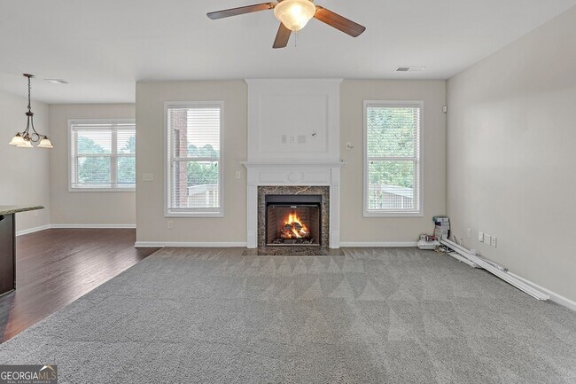 Building Photo - 568 Garden View Ct