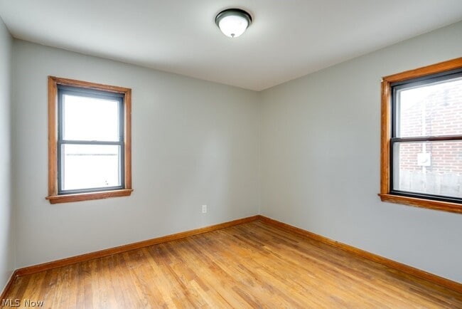 Building Photo - 8514 Deerfield Dr