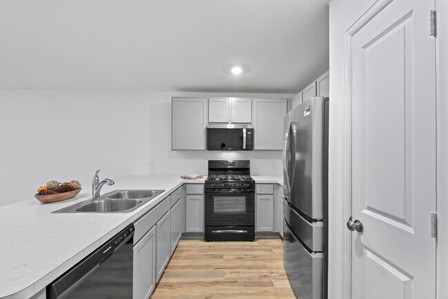 Building Photo - 22156 Juniper Crossing Dr