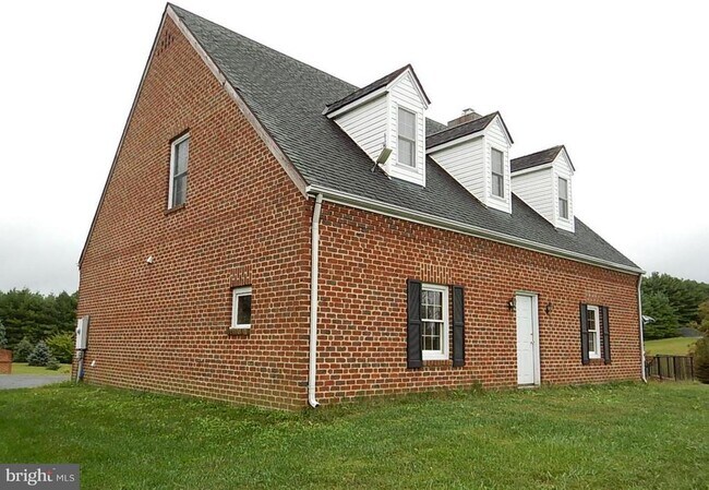 Building Photo - 13886 Berlin Turnpike