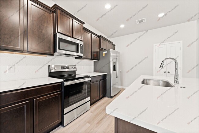 Building Photo - 9512 Swenson Ln