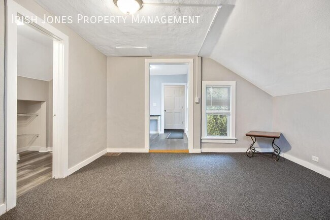 Building Photo - 10601 Alleghany Rd