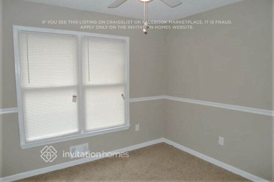 Building Photo - 1693 Independence Dr