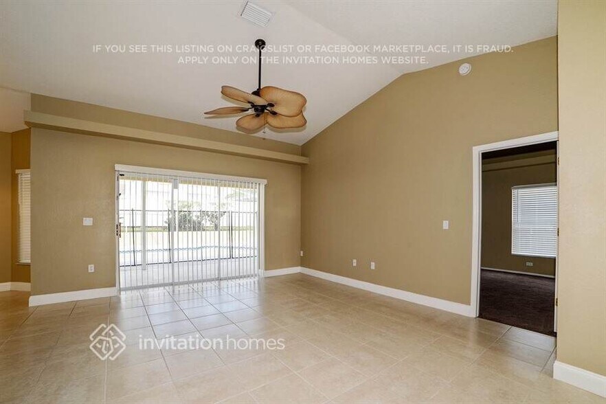 Building Photo - 10123 Briar Cir