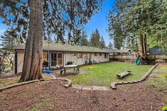 Building Photo - Charming 3-Bedroom Single-Family Home in Bellevue - $3,500!!