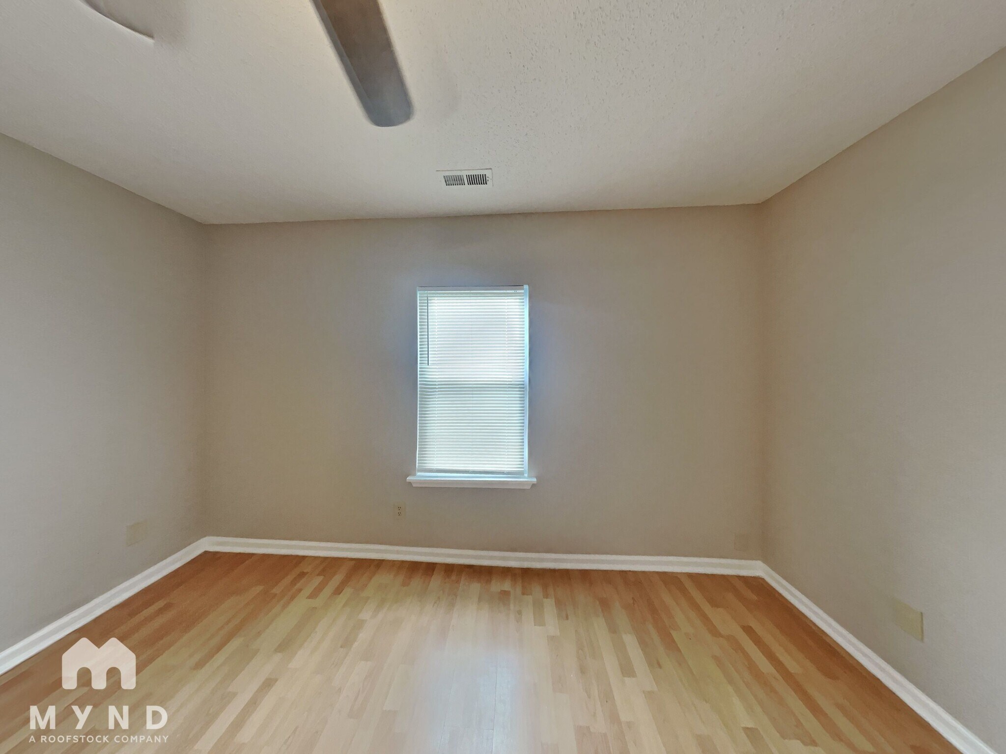 Building Photo - 150 Single Oak Dr