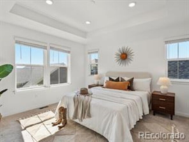 Building Photo - ***Beautiful 4 bed 3 bath nearly-new home ...