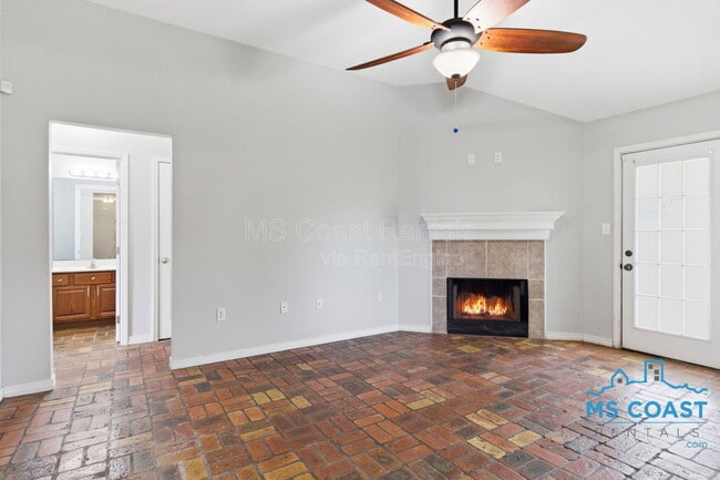 Building Photo - 14971 Camp Ln