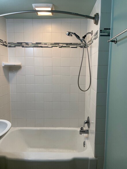 Bathroom - 89 Dick Ave