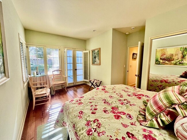 Building Photo - Charming and Accommodating Carmel-by-the-Sea Home coming soon!