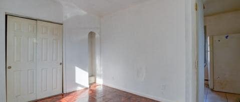 Building Photo - 882 Amboy Ave