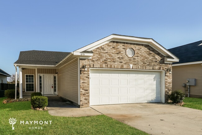 Building Photo - Lovely 4 Bedroom Home in Grovetown, GA