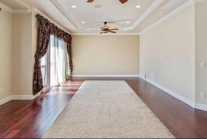 Building Photo - 5590 W Grant Line Rd