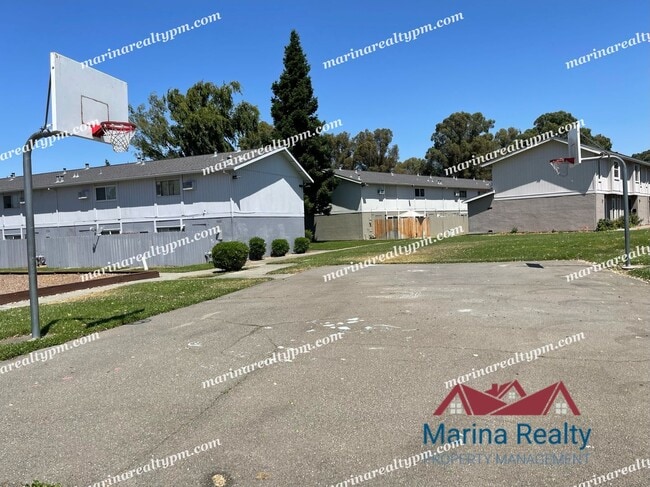 Building Photo - 211 Del Luz Ct