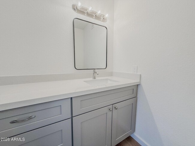 Building Photo - 2533 E Wagoner Rd