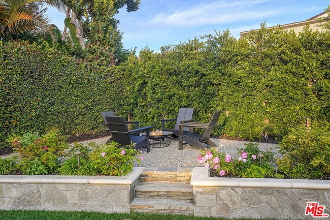 Building Photo - 1308 Mariners Dr