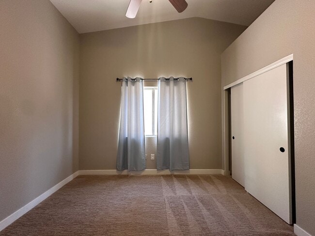 Building Photo - UPGRADED SINGLE STORY HOME WITH 4 BEDS, 2.5 BATHS, 3 CAR GARAGE, AND LARGE BACKYARD
