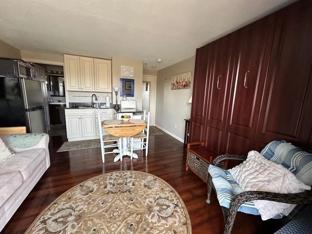 Building Photo - 500 Winnacunnet Rd