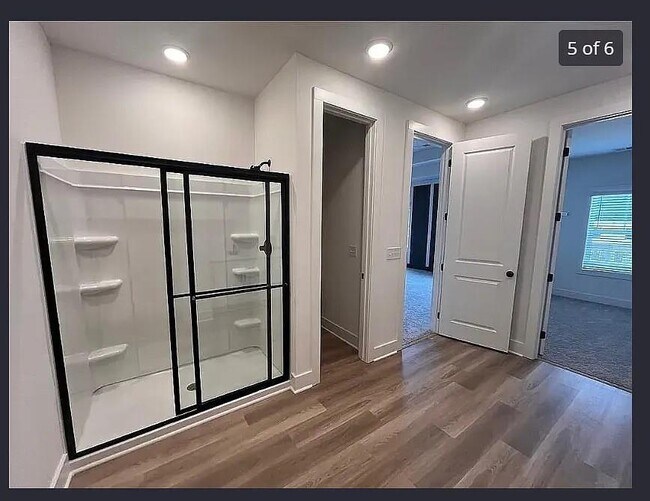Building Photo - 3120 Marbella Cir