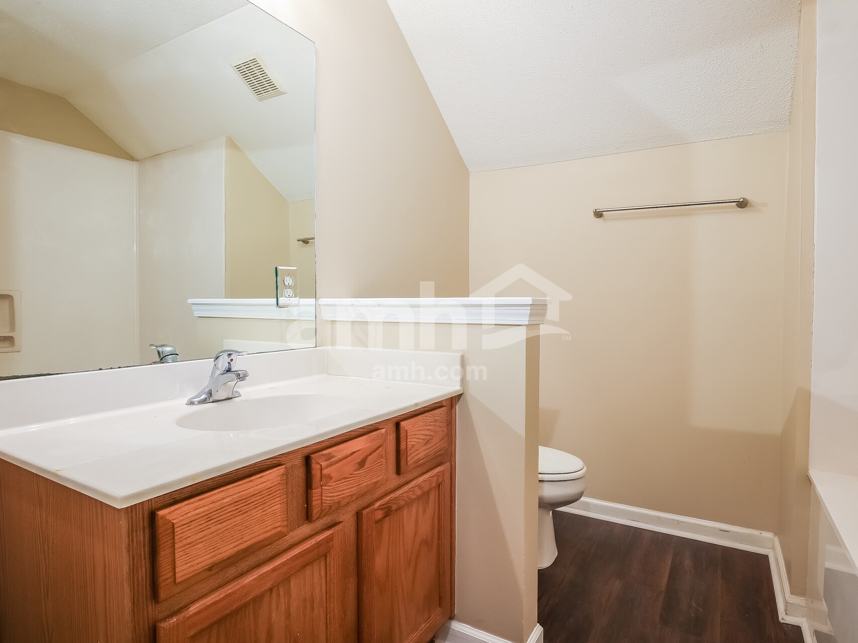 Building Photo - 194 Stoney Xing