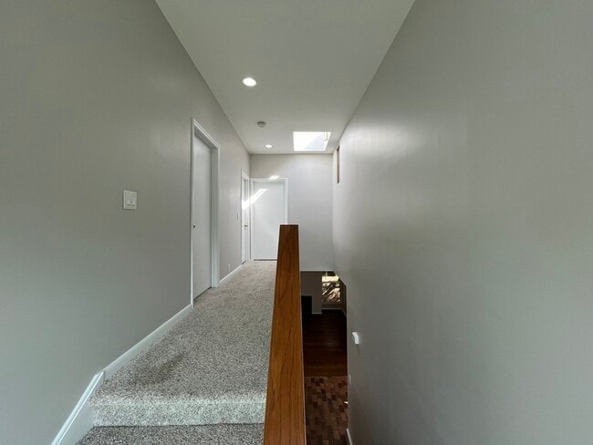 Building Photo - 501 Fenton Pl