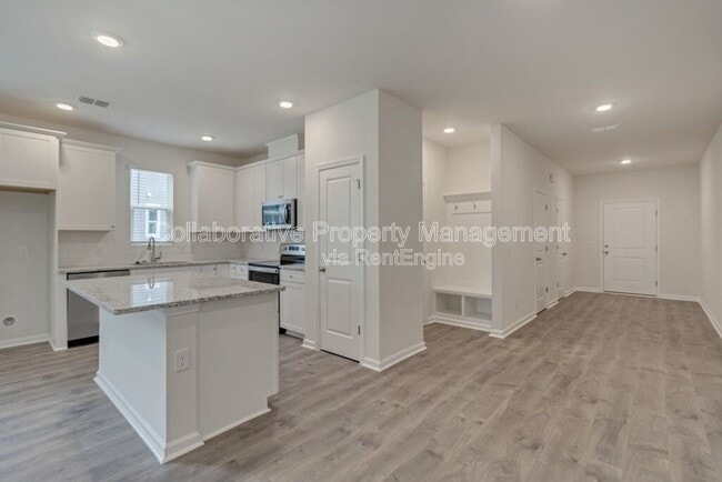 Building Photo - 133 Congo Ct