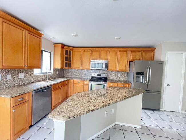 Building Photo - 3 Bedroom 2 Bath Home in Lakewood at the Crossings