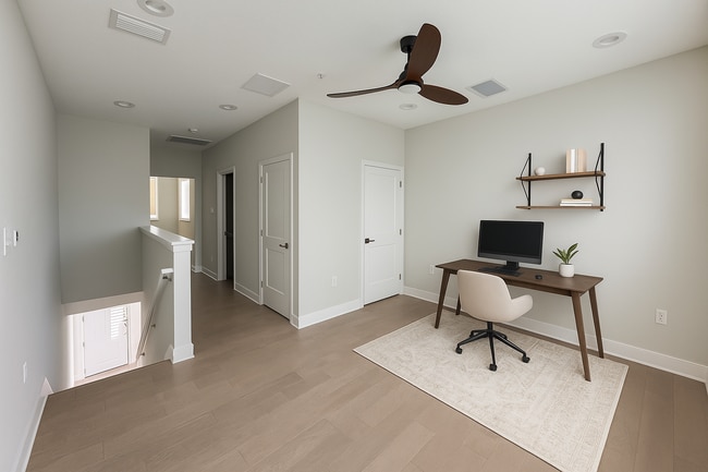 Building Photo - 140-833 Calla Terrace N