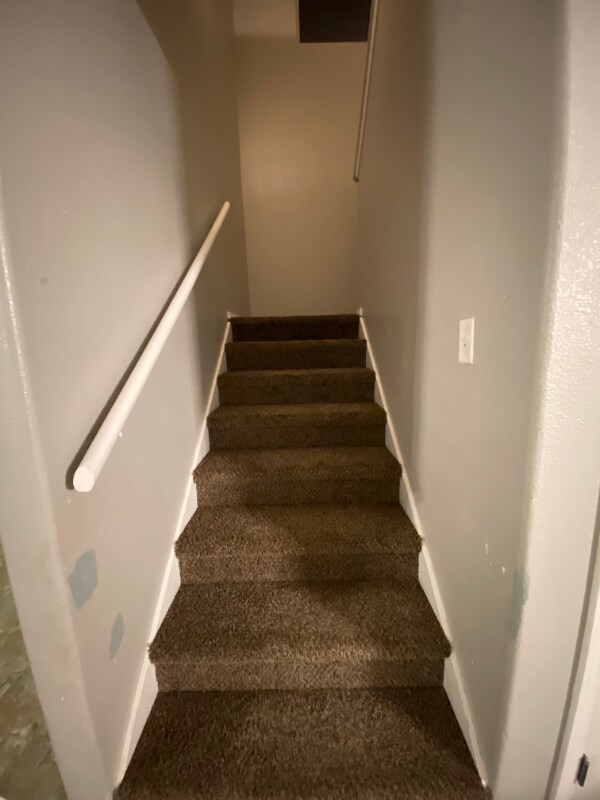 Building Photo - 1480 Del Rio