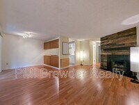 Building Photo - 19851 25th Ave NE