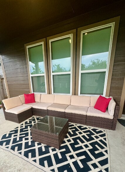 Building Photo - 2642 Sunlit Meadow Trl