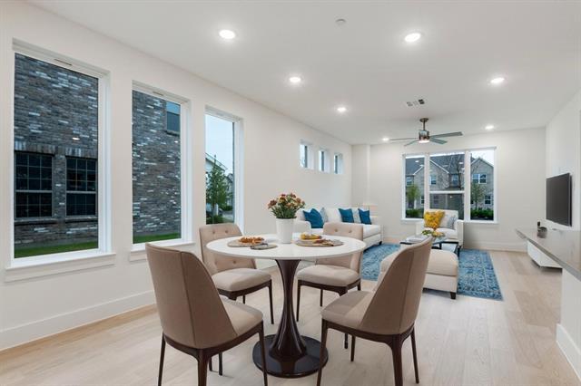 Building Photo - 1813 Summer Aura