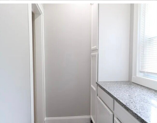 Building Photo - 67 Tonawanda St