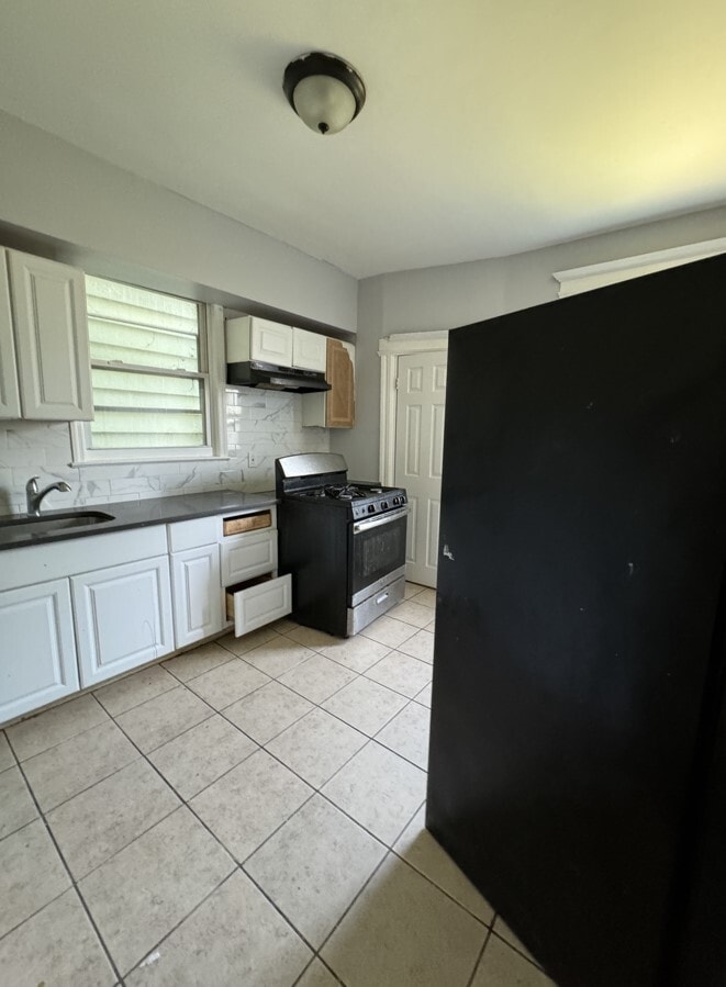 Unit 1 - 130 Wade St