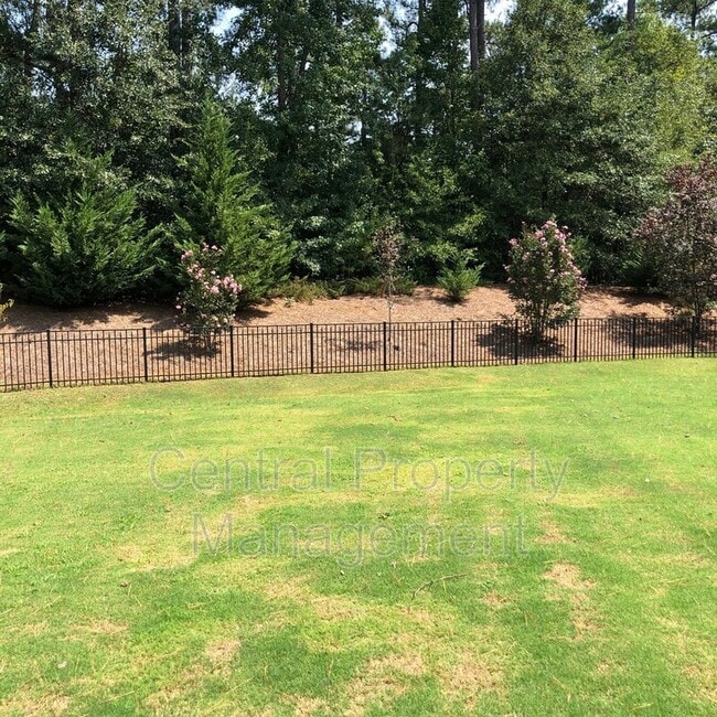 Building Photo - 547 Clairidge Dr