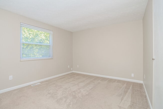 Building Photo - 12064 Havilland Ct