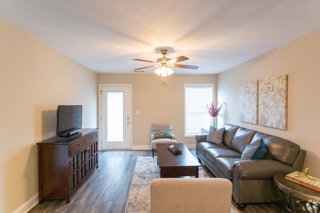 2BR, 2BA - 1100 SF - Walnut Valley Homes