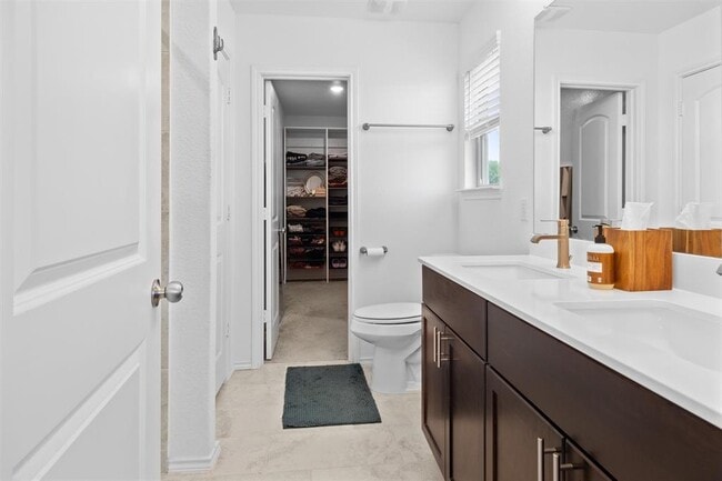 Building Photo - 6809 Ellsworth Walk