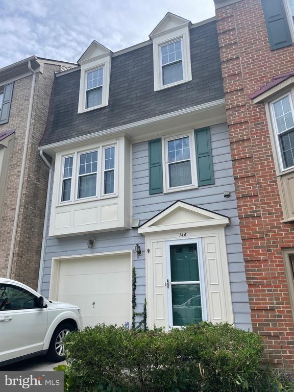 Building Photo - 146 Washington St