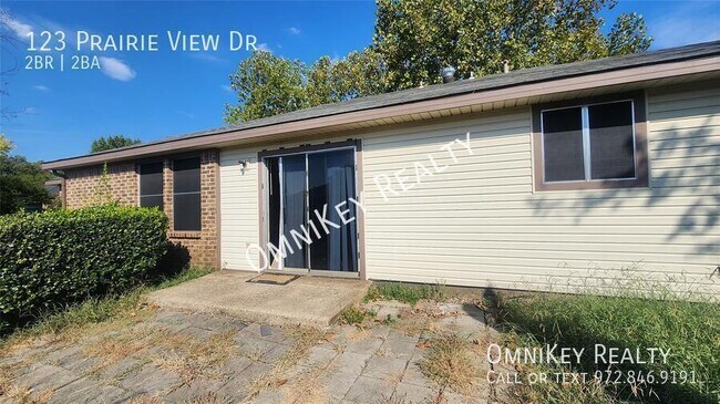 Building Photo - 123 Prairie View Dr