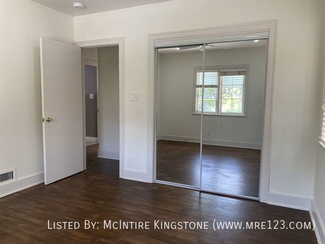 Building Photo - Hidden Gem in South Pasadena