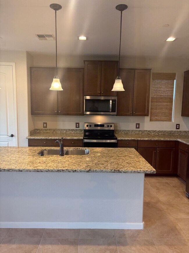 Building Photo - Unfurnished, 1-Year Long-Term Rental (Procure Only)