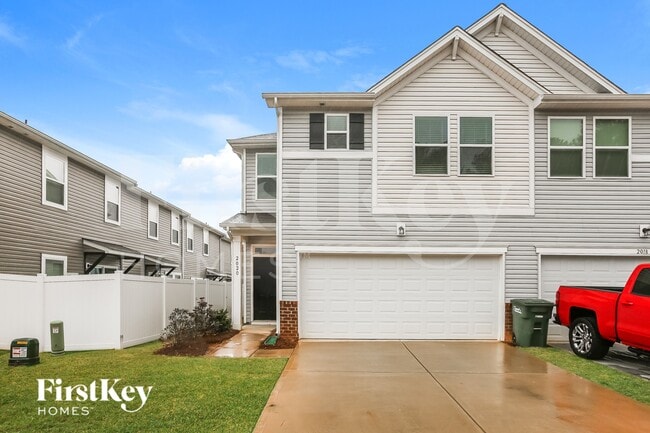 Building Photo - 2020 Cypress Village Dr NW