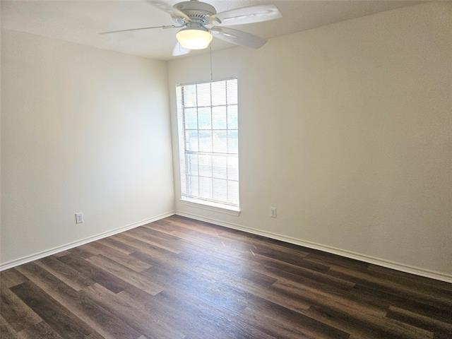 Building Photo - 508 E Denton Dr