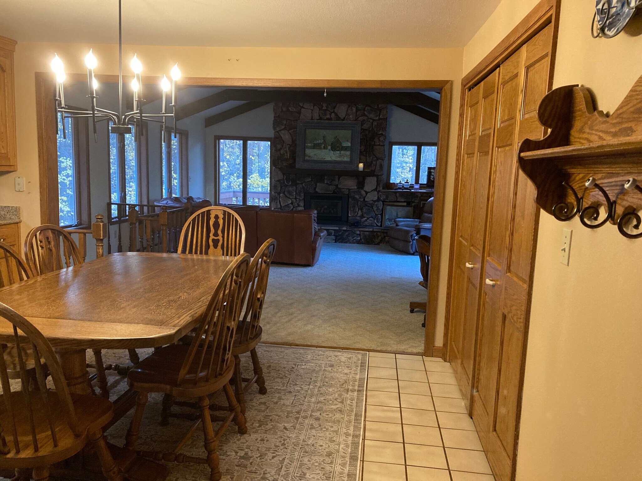 Building Photo - 3710 N Overland Rd