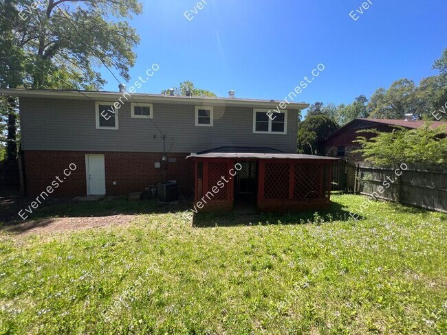 Building Photo - 8022 W 28th St