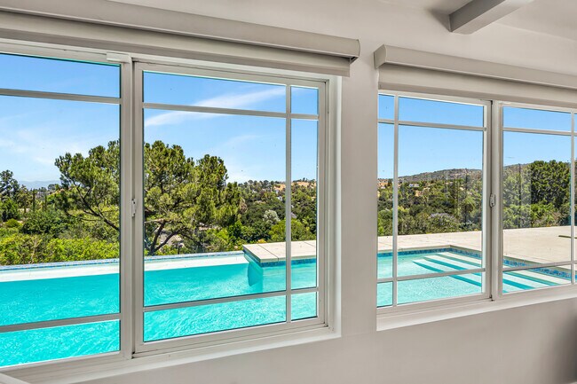 Building Photo - 22374 Algunas Rd