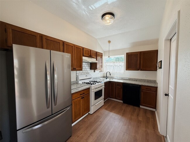 Building Photo - 2602 Northern Dr