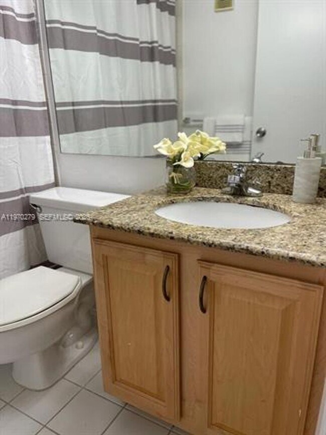 Building Photo - 770 Claughton Island Dr